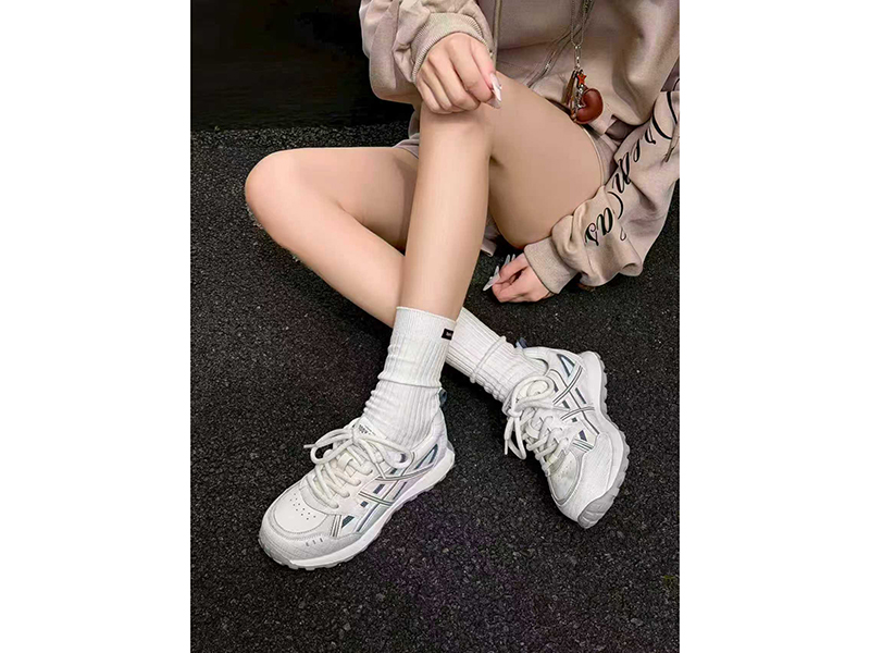 51ee6bc5ed74aaac50243d92a359e572.jpg