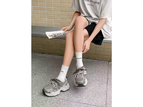 女时尚运动